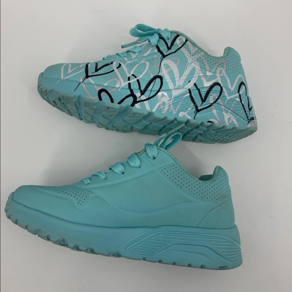 Skechers fun comfy